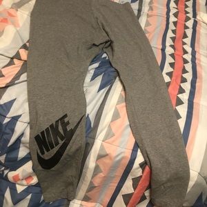 Nike leggings